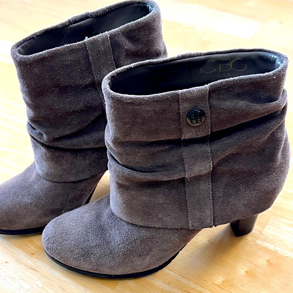 BCBG  booties 6